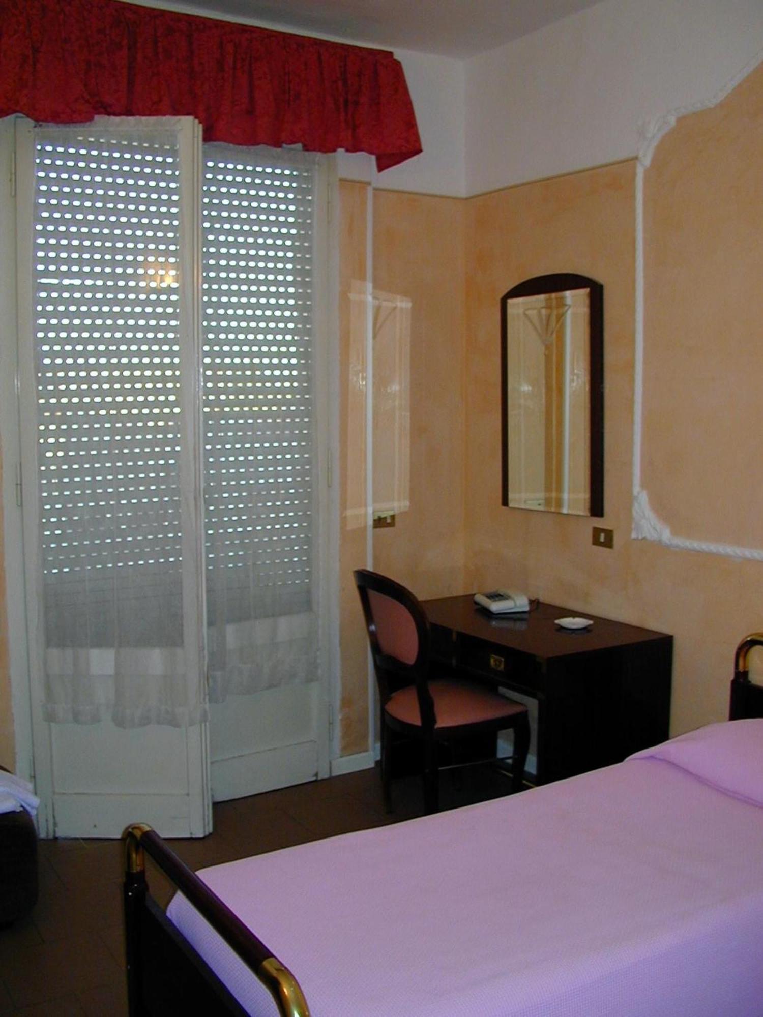 Hotel Residence Maria Grazia Rimini Szoba fotó